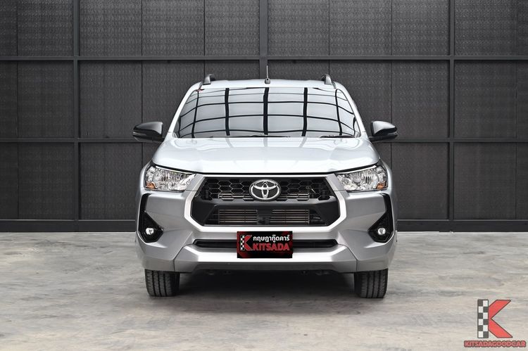 Toyota Hilux Revo 2026 2.4 Z Edition Entry Pickup ดีเซล ไม่ติดแก๊ส เกียร์อัตโนมัติ บรอนซ์เงิน รูปที่ 2