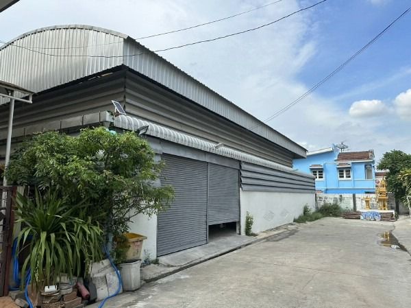 ให้เช่าโกดังพร้อมออฟฟิศย่านซอยนวลจันทร์ ขนาด 300 ตรม. บริเวณซอยนวลจันทร์ เขตบึงกุ่ม กรุงเทพฯ 