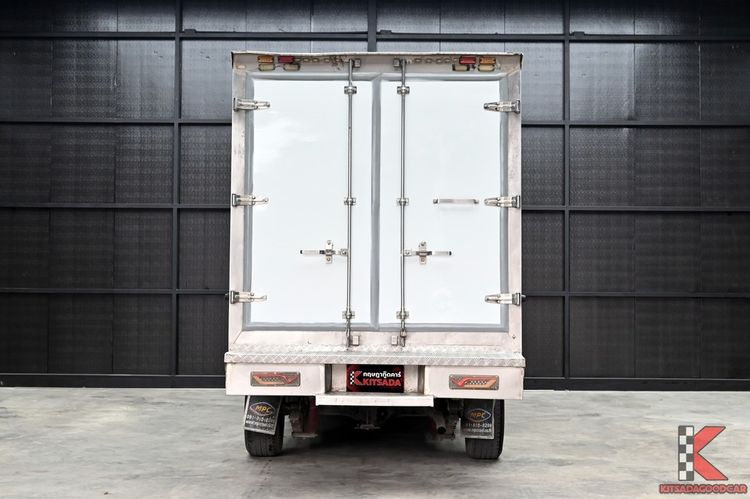 Isuzu D-MAX 2020 1.9 B Pickup ดีเซล ไม่ติดแก๊ส เกียร์ธรรมดา ขาว รูปที่ 4