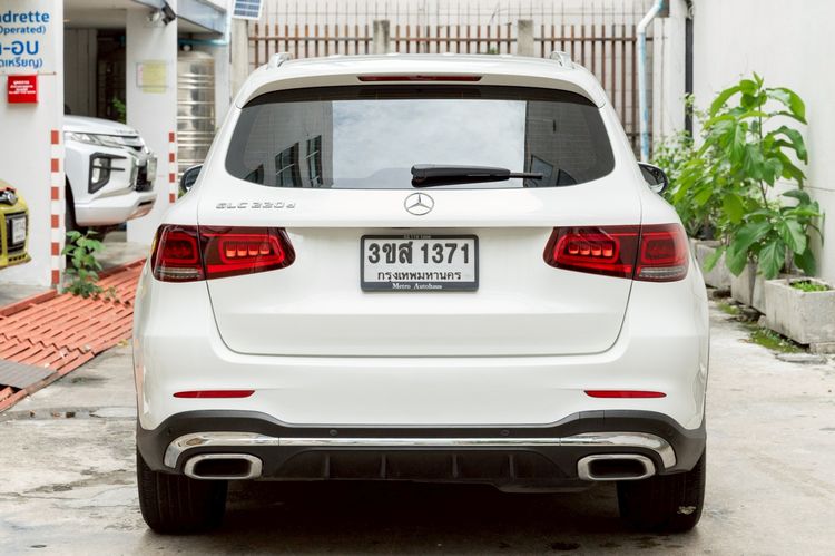 Mercedes-Benz GLC-Class 2021 GLC220d Utility-car ดีเซล ไม่ติดแก๊ส เกียร์อัตโนมัติ ขาว รูปที่ 4