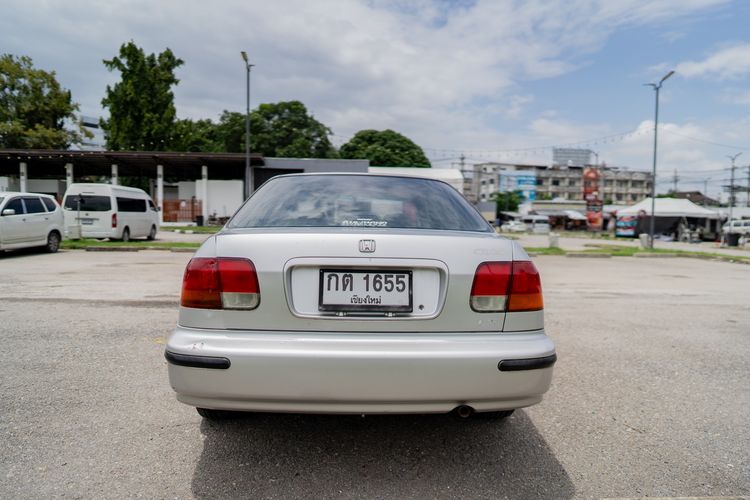Honda Civic 1996 1.6 EXi Sedan เบนซิน ไม่ติดแก๊ส เกียร์ธรรมดา บรอนซ์เงิน รูปที่ 4