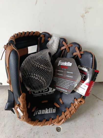 ชุดถุงมือเบสบอลและลูกบอลสำหรับเด็ก Franklin Sports RTP รูปที่ 3