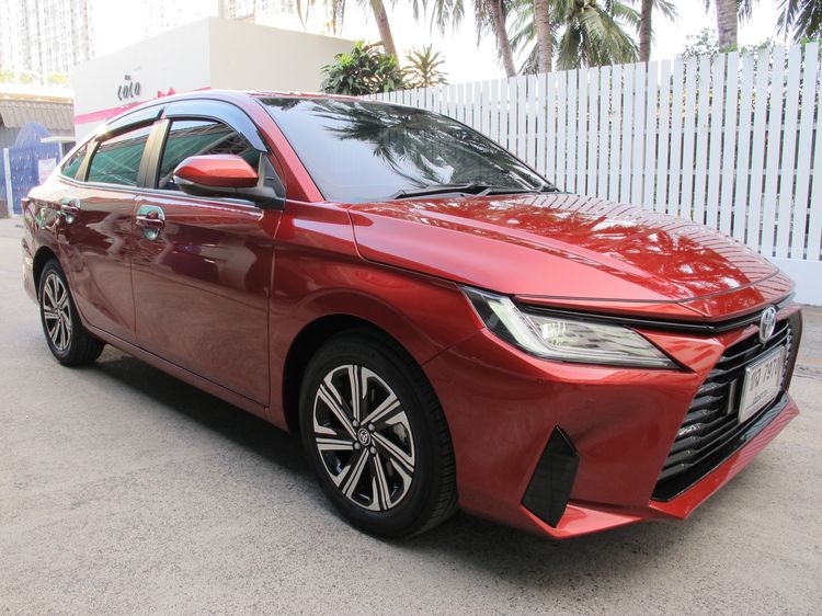 Toyota Yaris ATIV 2024 1.2 Premium Sedan เบนซิน ไม่ติดแก๊ส เกียร์อัตโนมัติ ส้ม รูปที่ 2