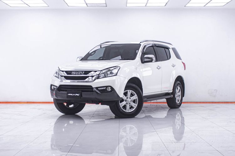 Isuzu MU-X 2015 2.5 DVD Utility-car ดีเซล ไม่ติดแก๊ส เกียร์อัตโนมัติ ขาว