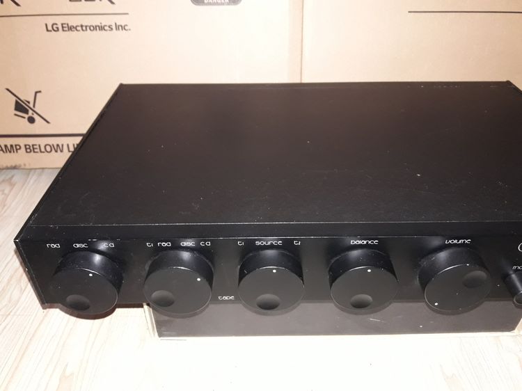 INTEGRATED AMP และ PRE AMP ครับ รูปที่ 8