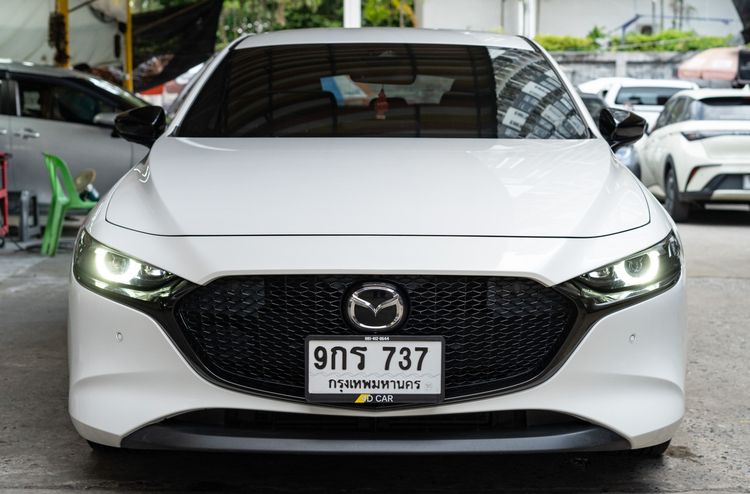 รถ Mazda Mazda3 2.0 SP Sports สี ขาว