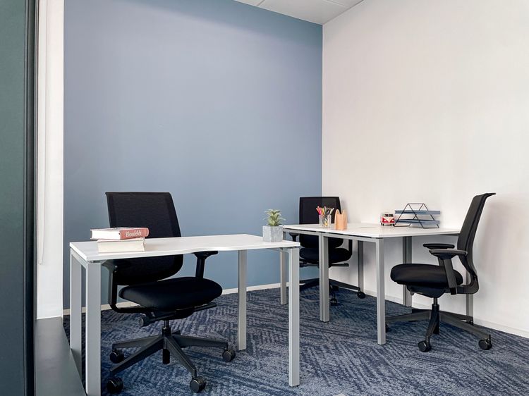 พบปะ ทำงาน หรือร่วมงานกันในศูนย์ธุรกิจระดับมืออาชีพของเราใน HQ Office Ready รูปที่ 4
