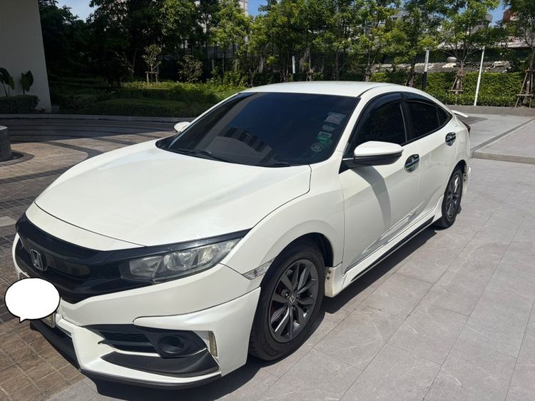 รถ Honda Civic 1.7 VTi สี ขาว
