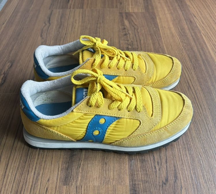 รองเท้าผ้าใบ Saucony