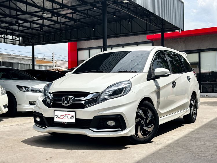รถ Honda Mobilio 1.5 RS สี ขาว