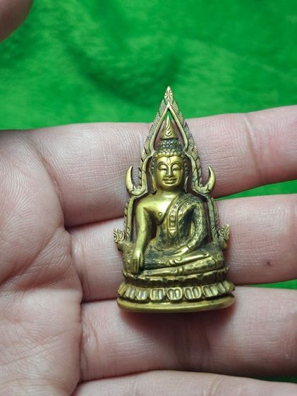 พระพุทธชินราชอินโดจีนเนื้อทองเหลืองเก่าพิมพ์แต่งจีวรดอกมีตอกโค๊ตศาลา