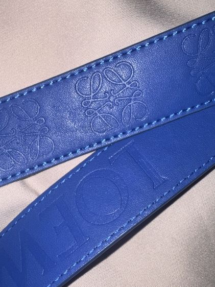 ส่งต่อ Loewe Small Puzzle Bag In Satin Calfskin Scuba Blue มือสอง รูปที่ 7