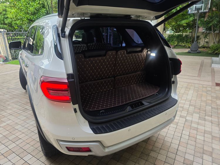 Ford Everest 2022 2.0 Titanium Plus Utility-car ดีเซล ไม่ติดแก๊ส เกียร์อัตโนมัติ ขาว รูปที่ 4