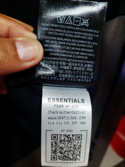 เสื้อยืด อก 46 สกรีนนูนสีทองอ่อน รูปที่ 3