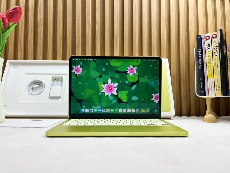 อื่นๆ แมค โอเอส 8 กิกะไบต์ อื่นๆ ใช่ MacBook Air 13-inch M3 2023 Ram8GB  SSD256GB Starlight apple care+ 22 August 2027