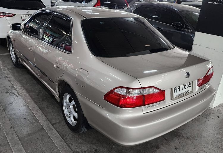 Honda Accord 2001 2.3 VTi Sedan เบนซิน LPG เกียร์อัตโนมัติ บรอนซ์ทอง รูปที่ 3