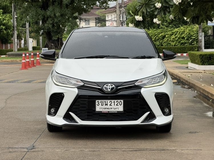Toyota Yaris 2022 1.2 Sport Premium Sedan เบนซิน ไม่ติดแก๊ส เกียร์อัตโนมัติ ขาว รูปที่ 2