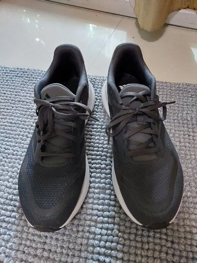รองเท้าวิ่ง adidas รูปที่ 2