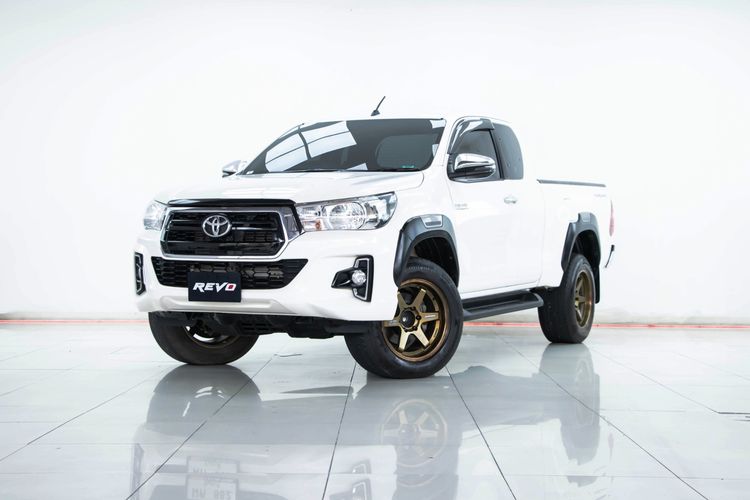 Toyota Hilux Revo 2019 2.4 J Plus Prerunner Pickup ดีเซล ไม่ติดแก๊ส เกียร์ธรรมดา ขาว