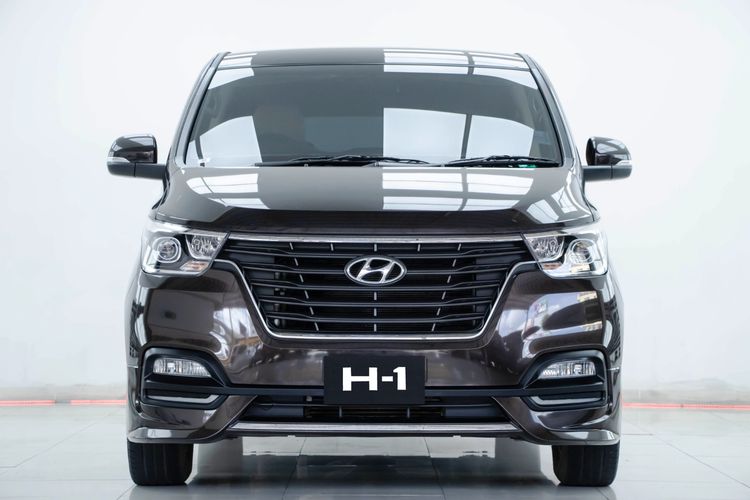 Hyundai H-1  2024 2.5 Elite Utility-car ดีเซล ไม่ติดแก๊ส เกียร์อัตโนมัติ น้ำตาล รูปที่ 4