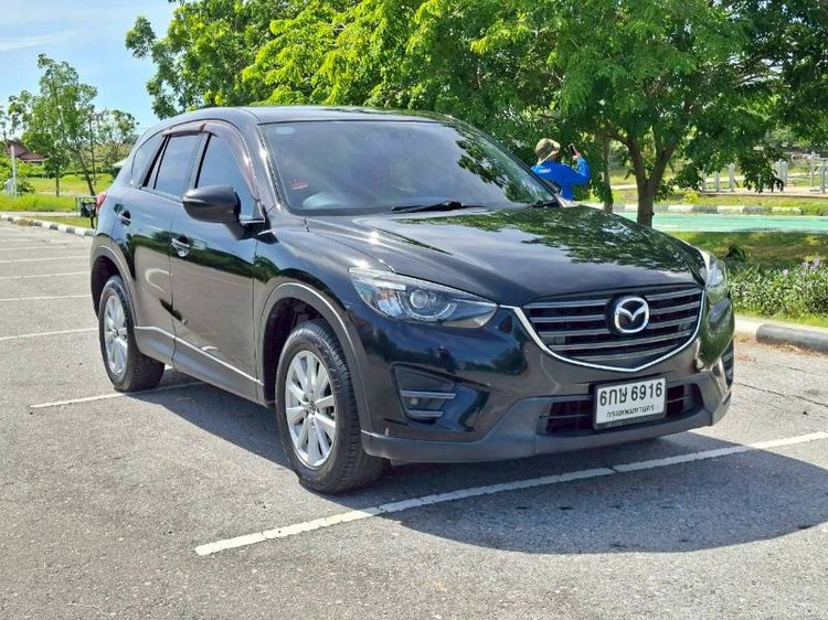 Mazda CX-5 2017 2.0 C Sedan เบนซิน ไม่ติดแก๊ส เกียร์อัตโนมัติ ดำ