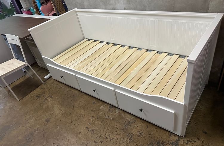 เตียง IKEA HEMNES 3 ลิ้นชัก 