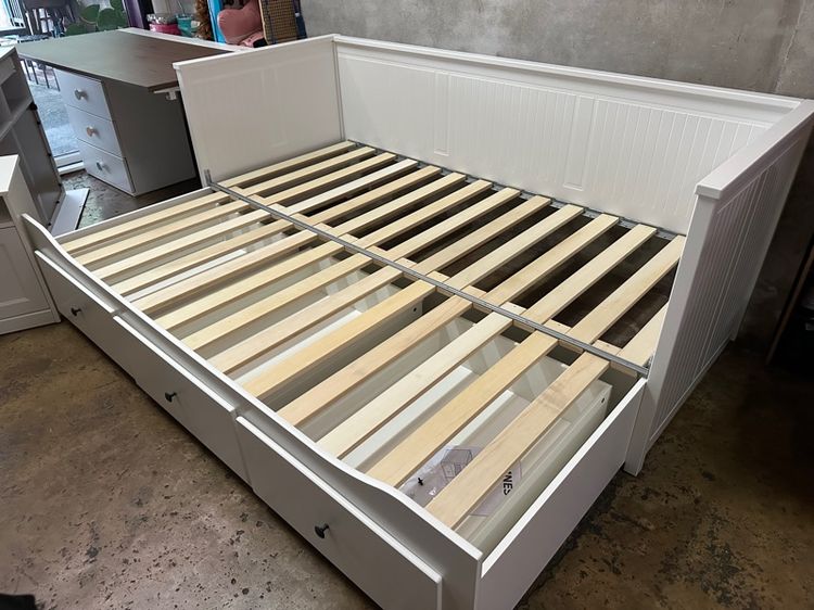 เตียง IKEA HEMNES 3 ลิ้นชัก  รูปที่ 2