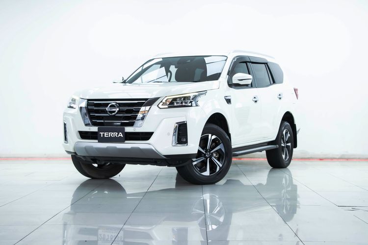 Nissan Terra 2022 2.3 VL 4WD Utility-car ดีเซล ไม่ติดแก๊ส เกียร์อัตโนมัติ ขาว