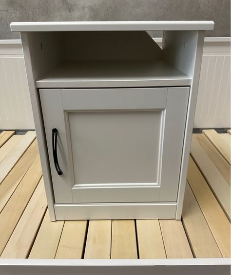 ตู้ข้างเตียง IKEA SONGESAND สีขาว 