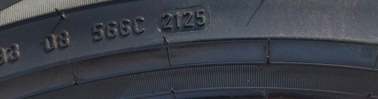 ยาง pirelli 245 45 18  275 40 18 ปี25 รูปที่ 9