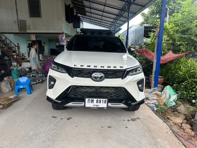 Toyota Fortuner 2021 2.8 Legender Black Top 4WD Utility-car ดีเซล ไม่ติดแก๊ส เกียร์อัตโนมัติ ขาว