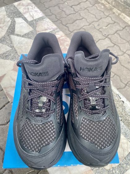 รองเท้า hoka clifton one9