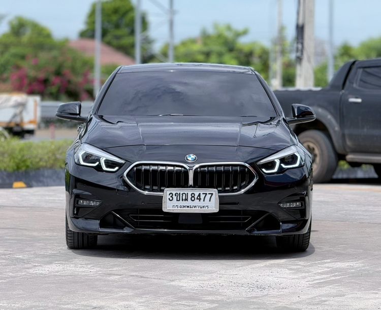 BMW Series 2 2022 220i Sedan เบนซิน ไม่ติดแก๊ส เกียร์อัตโนมัติ ดำ รูปที่ 2