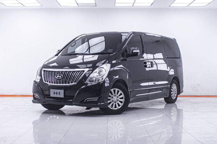 รถ Hyundai H-1  2.5 Elite สี ดำ