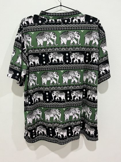เสื้อรูปช้าง คอวี