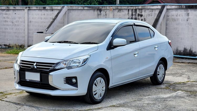 Mitsubishi Attrage 2024 1.2 Active Sedan เบนซิน ไม่ติดแก๊ส เกียร์อัตโนมัติ ขาว