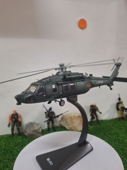โมเดลเฮลิคอปเตอร์ Z-20 เป็นโลหะ ยาว 36 ซม. รูปที่ 15