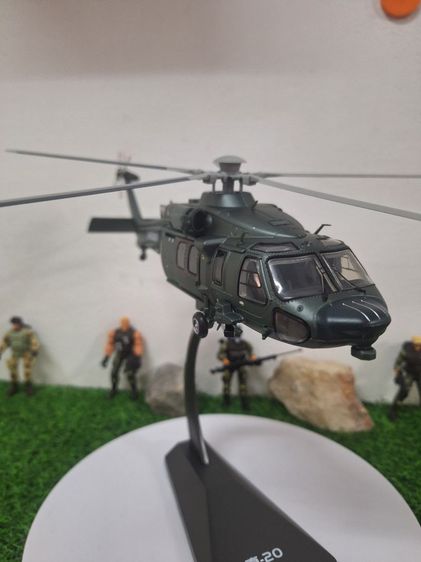 โมเดลเฮลิคอปเตอร์ Z-20 เป็นโลหะ ยาว 36 ซม. รูปที่ 13