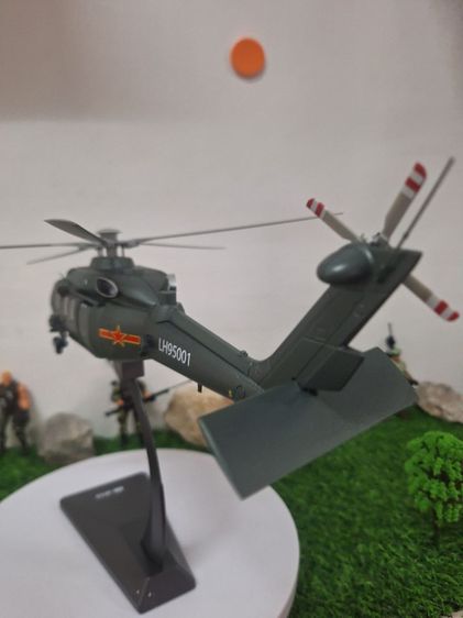 โมเดลเฮลิคอปเตอร์ Z-20 เป็นโลหะ ยาว 36 ซม. รูปที่ 10