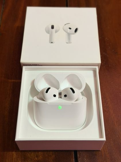 AirPods 4