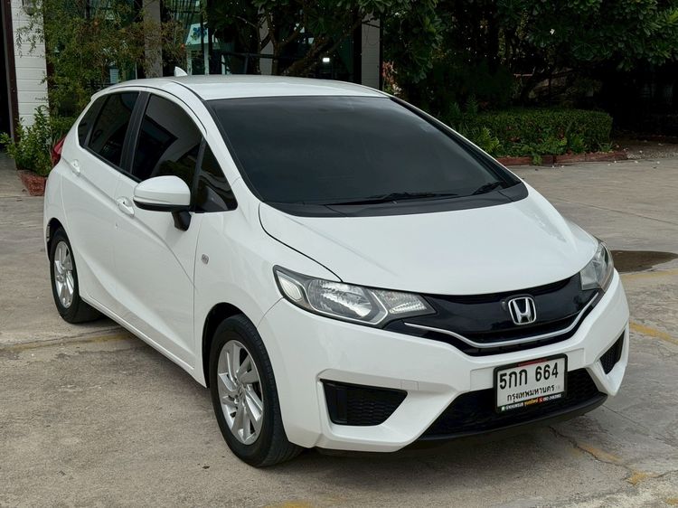 Honda Jazz 2015 1.5 V i-VTEC Sedan เบนซิน ไม่ติดแก๊ส เกียร์อัตโนมัติ ขาว รูปที่ 3