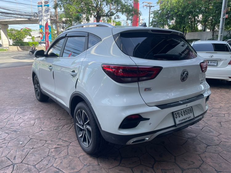 MG ZS 2022 1.5X+ Sunroof Sedan เบนซิน ไม่ติดแก๊ส เกียร์อัตโนมัติ ขาว รูปที่ 4