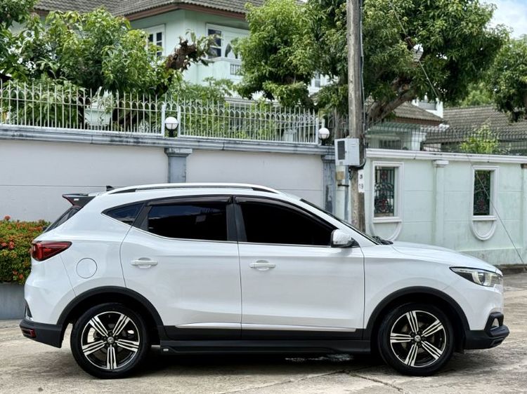 MG ZS 2018 1.5X+ Sunroof Utility-car ดีเซล ไม่ติดแก๊ส เกียร์อัตโนมัติ ขาว รูปที่ 3