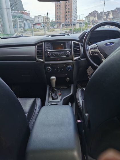 รถ Ford Ranger 2.2 Hi-Rider XLT สี เทา