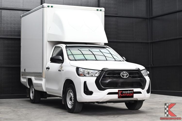 รถ Toyota Hilux Revo 2.4 Entry สี ขาว