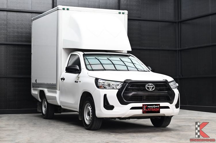รถ Toyota Hilux Revo 2.4 Entry สี ขาว