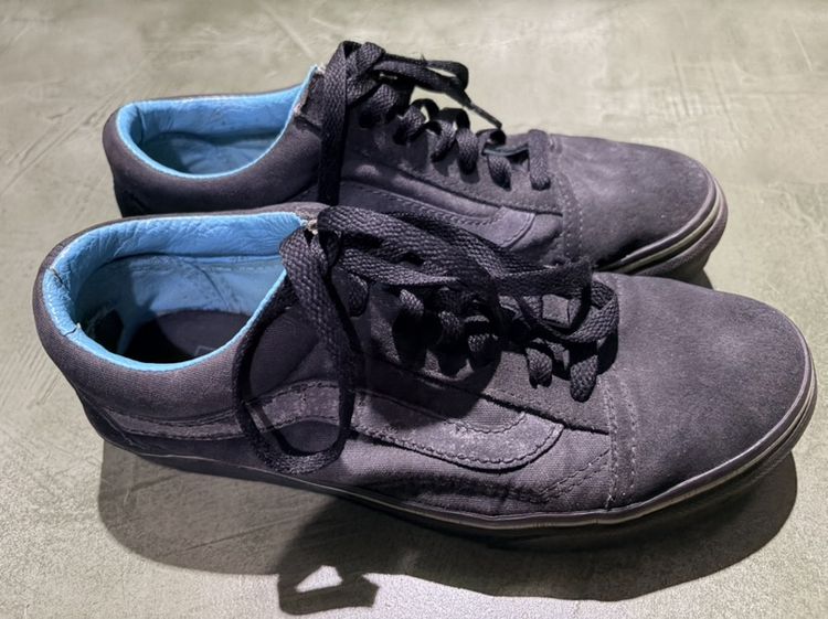 รองเท้า Vans