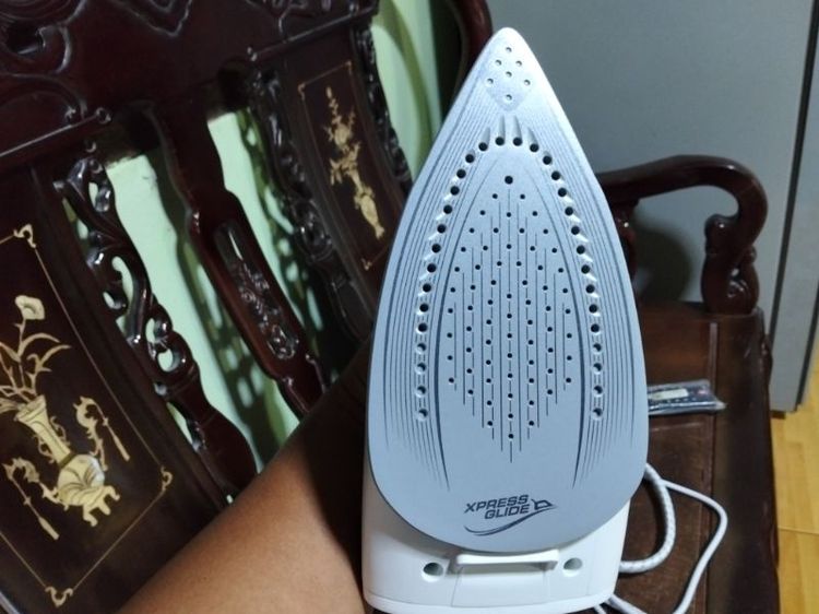 Tefal เตารีดแรงดันไอน้ำ รุ่น SV4210T0 STEAM STATION รูปที่ 4