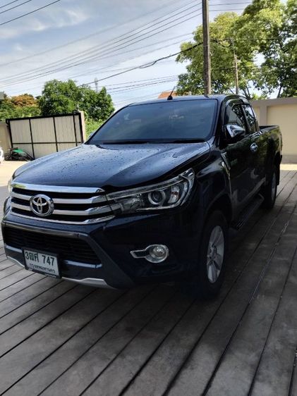 Toyota Hilux Revo 2017 2.4 E Prerunner Pickup ดีเซล เกียร์ธรรมดา ดำ รูปที่ 2