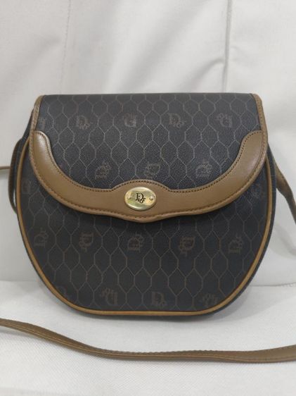 หนังแท้ หญิง น้ำตาล กระเป๋าสะพาย Christian Dior Honeycomb Canvas มีเอกลักษณ์ที่ลายรังผึ้งและอะไหล่โลโก้ Dior